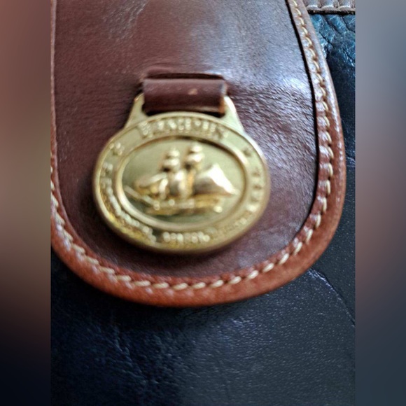 Vintage Leather Brahmin Purse - Picture 9 of 16